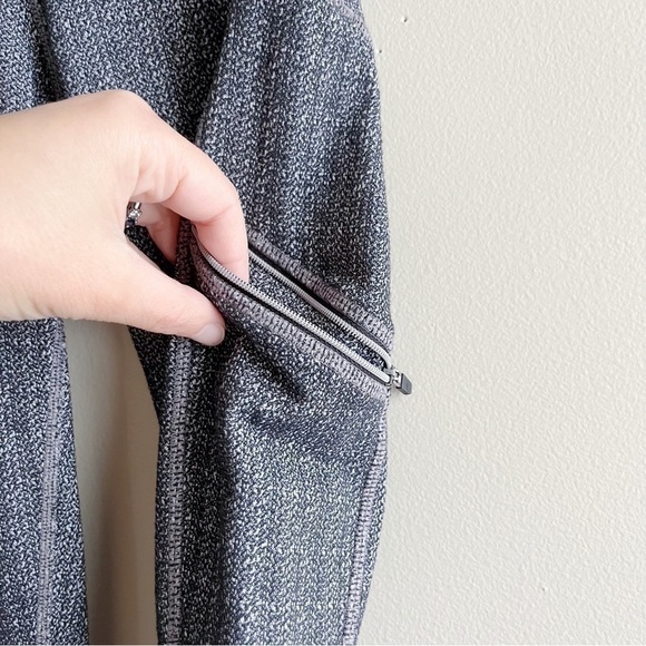 Athleta Static Drifter Capri Leggings‎ With Pockets in Gray, Size XS - Picture 6 of 10